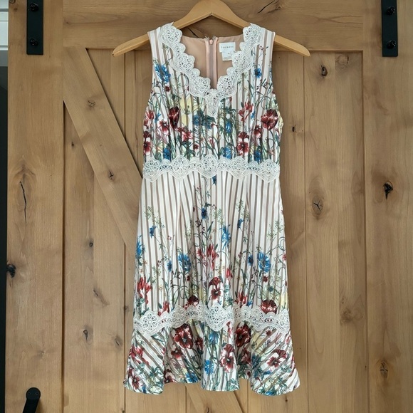 ANTHROPOLOGIE FOXIEDOX Floral Sleeveless Mini Dress Size Medium Cottagecore - Picture 2 of 8